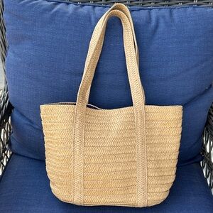 Draper James Woven Straw Tote Bag in Tan